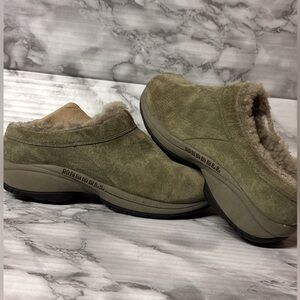 MERRELL WOMENS ENCORE ICE 4-SLIDE SLIP ON OLIVE GREEN